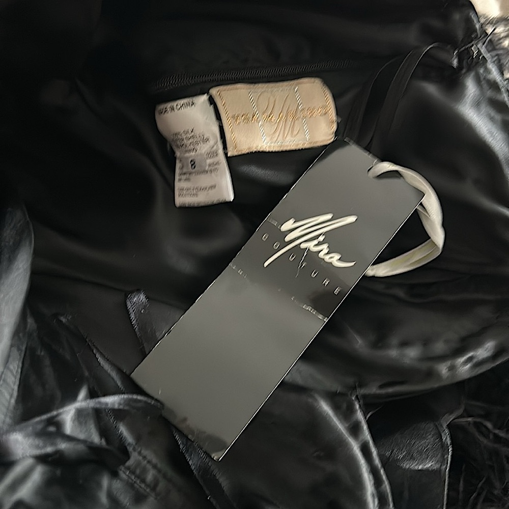 Ysa Makino NWT STUNNING Vintage Black Silk Feathered Strapless Dress **Size 8** - Picture 7 of 7